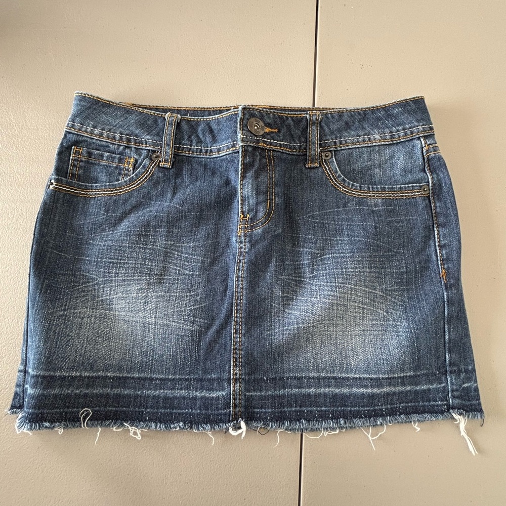 SO size 7 denim mini skirt